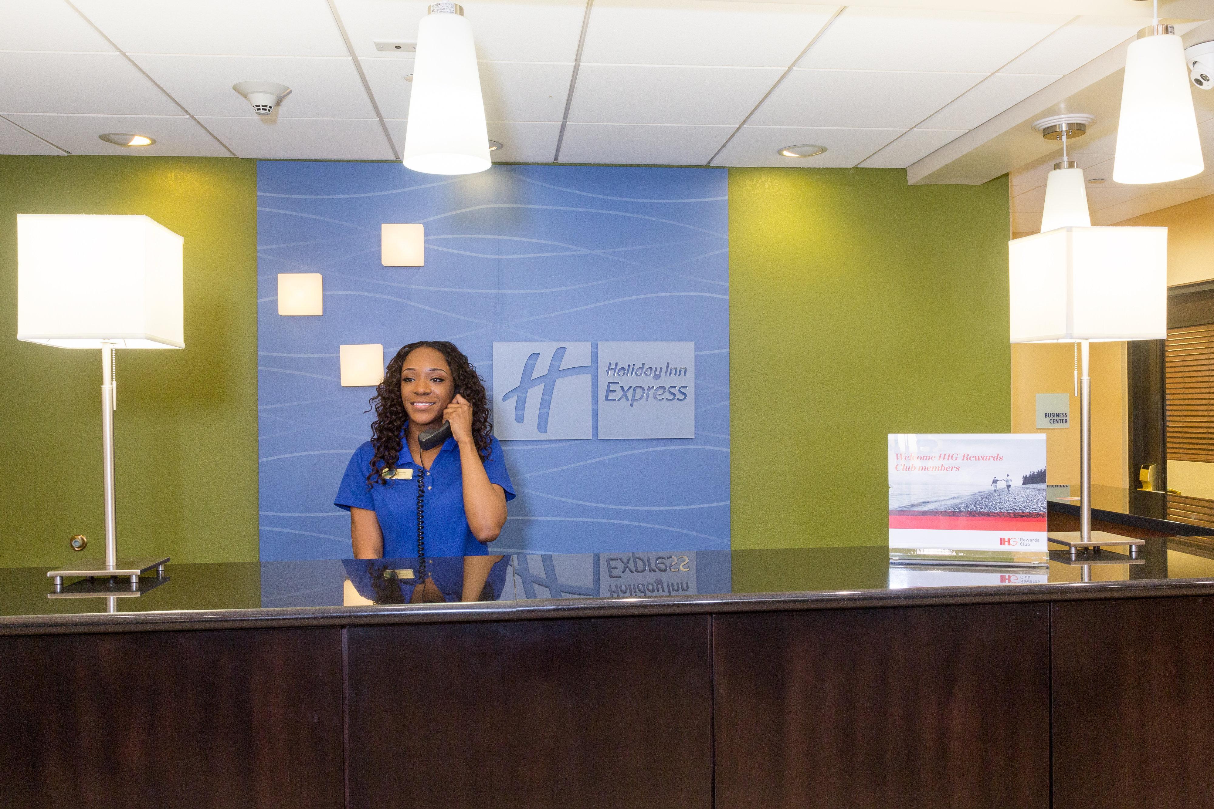 Holiday Inn Express Hotel & Suites Jacksonville Airport By Ihg Ngoại thất bức ảnh