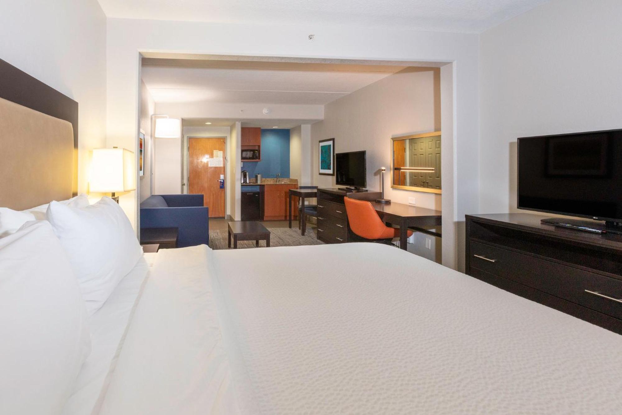 Holiday Inn Express Hotel & Suites Jacksonville Airport By Ihg Ngoại thất bức ảnh