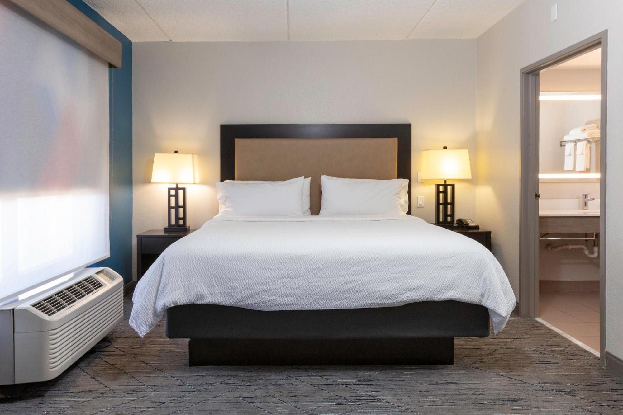 Holiday Inn Express Hotel & Suites Jacksonville Airport By Ihg Ngoại thất bức ảnh